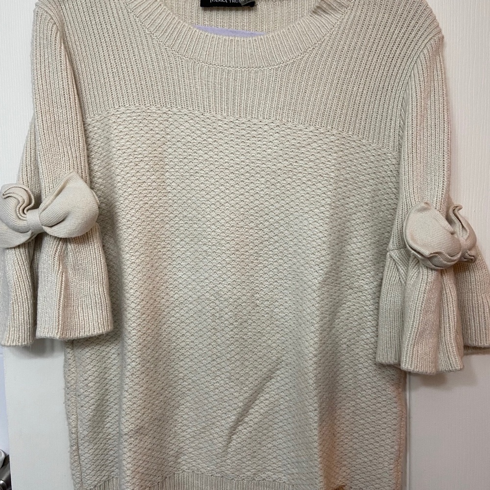 Ivanka Trump - Cream Sweater